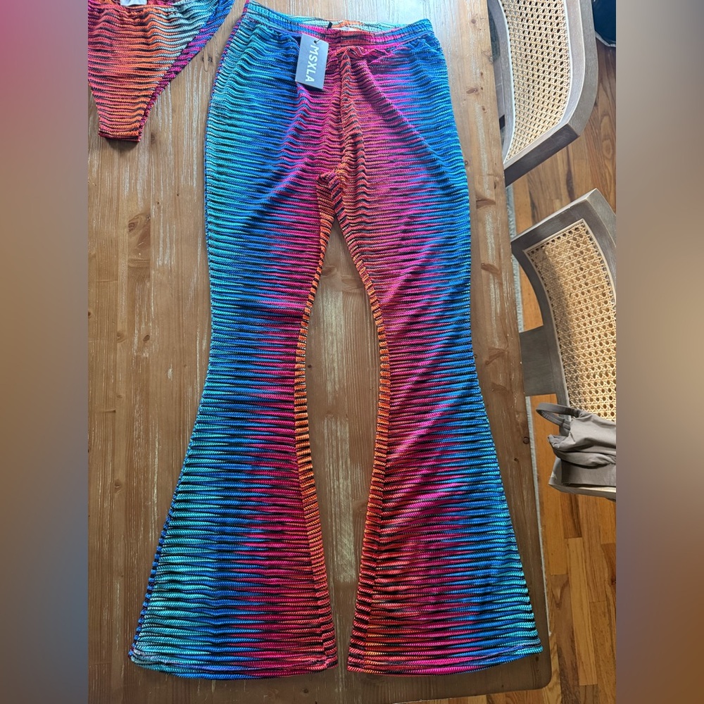 Vibrant Ombre Ribbed Two-Piece Set - Blue/Pink/Orange - Picture 5 of 8